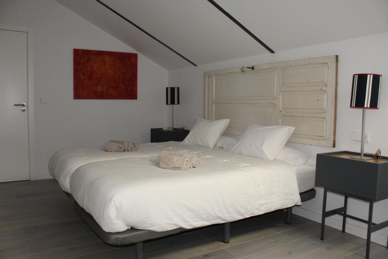 Cozy & Modern Apartment Hombre De Piedra Sevilha Exterior foto